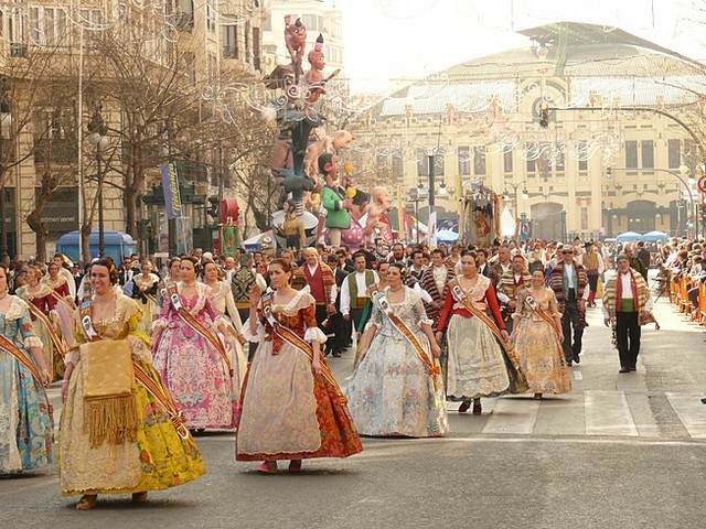 Visitar Valencia en Fallas