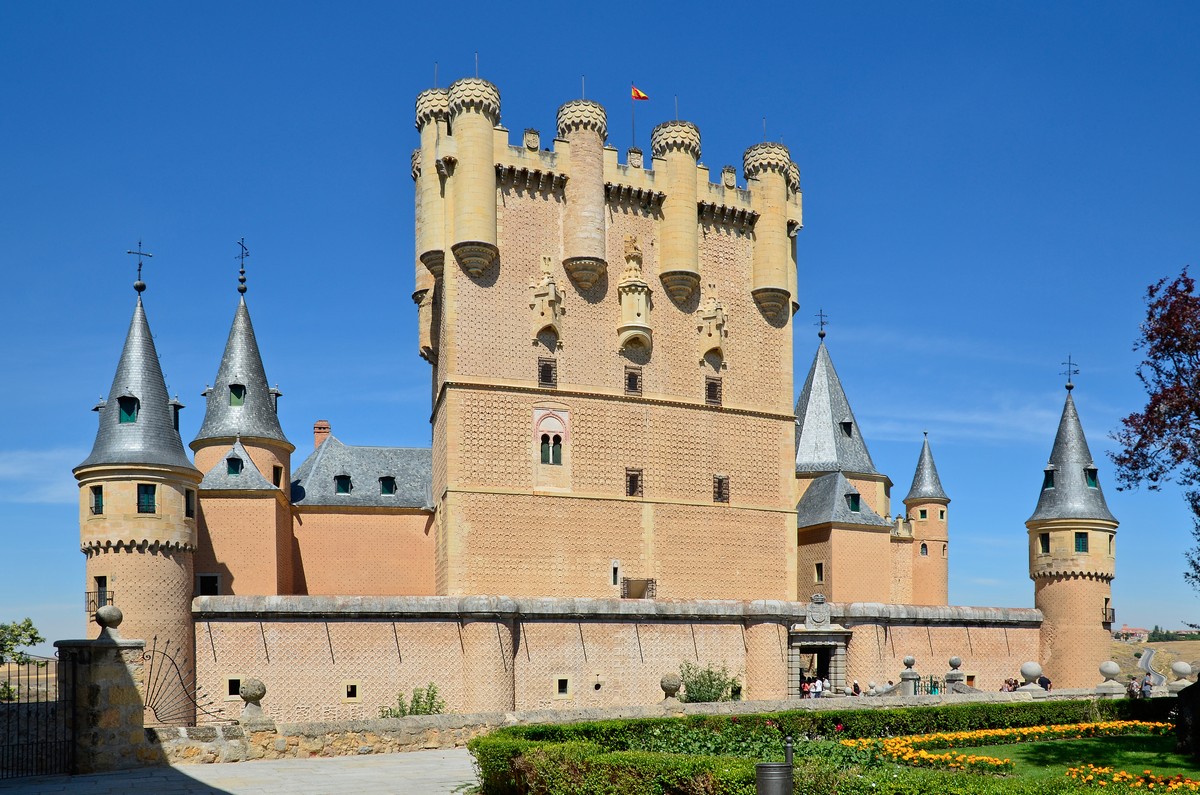 El Alcázar de Segovia, el castillo más conocido de España