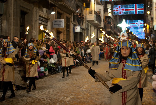 La Cabalgata de Reyes de Alcoy, 130 años recibiendo a los Reyes Magos