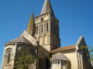 La iglesia de Saint Pierre Aulnay de Saintonge en Francia