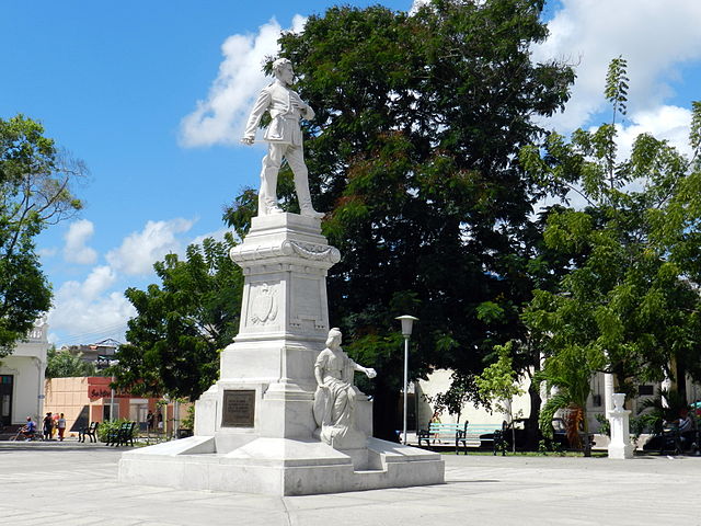Parque Julio Grave de Peralta en Holguín