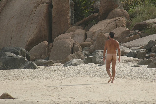 Descubre las playas naturistas en Cataluña