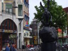 Estatua Thinker on a Rock en Utrecht