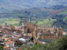 El pueblo cacereño de Guadalupe y su famoso monasterio