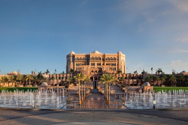 Emirates Palace de Abu Dhabi, uno de los hoteles más caros del mundo