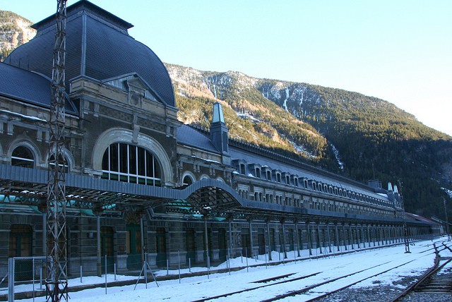 Las cinco estaciones de tren más bonitas de España