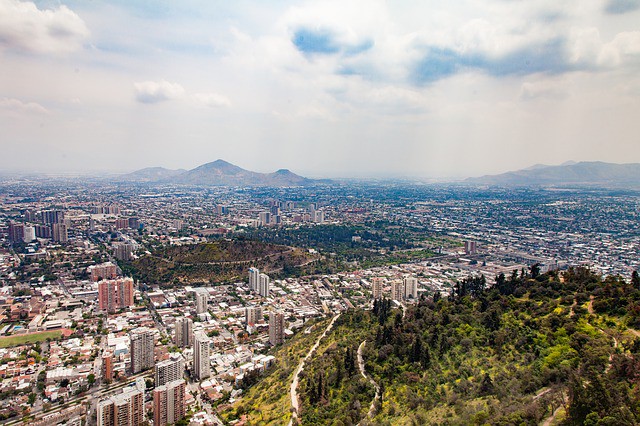 La aerolínea Sky Airline estrena ruta entre Montevideo y Santiago