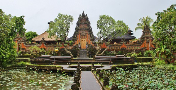 Aumenta la presencia de turistas en Bali