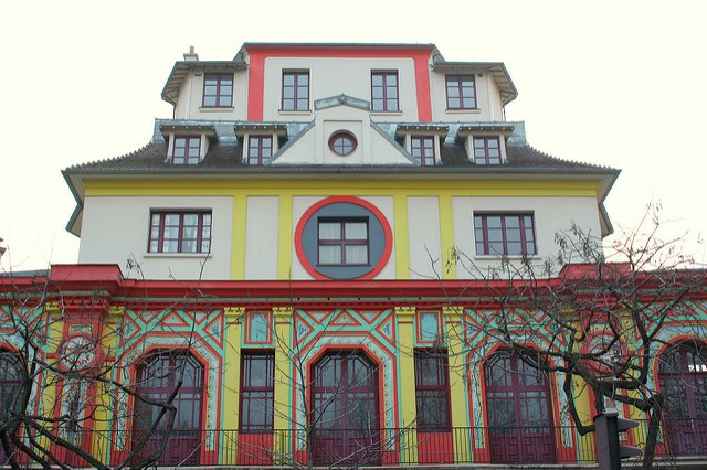 La Sala Bataclan de París reabre sus puertas