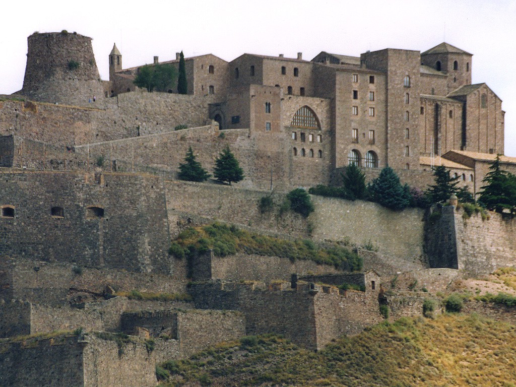 El Parador de Cardona y una historia de fantasmas