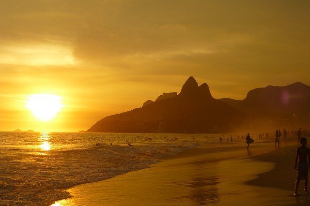 Brasil espera un verano con incremento de turistas