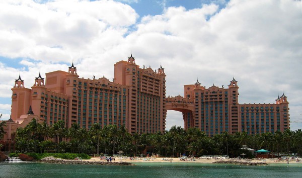 Atlantis_Paradise_Island_Hotel