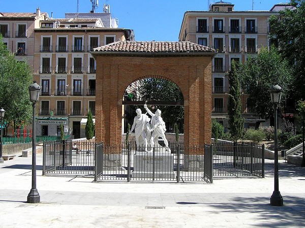 La Plaza del Dos de Mayo, el corazón de Malasaña