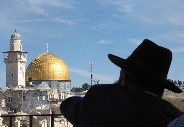 Autobús para viajar de Jerusalén al aeropuerto Ben Gurión