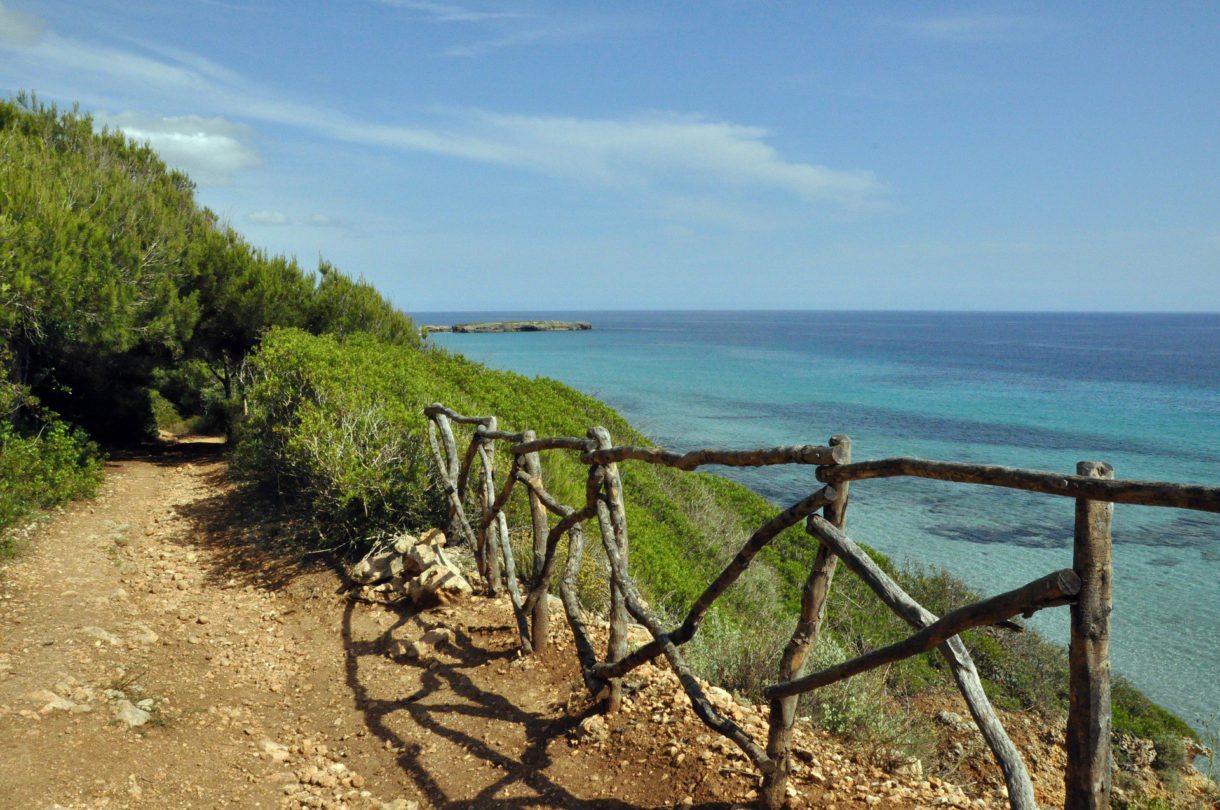 Menorca, una opcion relajada para las vacaciones en las Islas Baleares