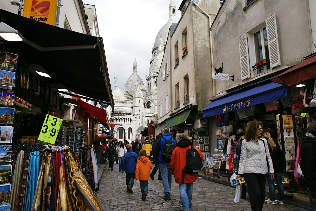 La Escalera de las Estrellas en París, una sorpresa a los pies de Sacré Coeur