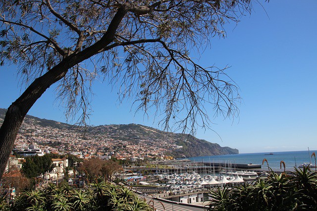 Madeira ofrece estupendas playas con bandera azul en verano