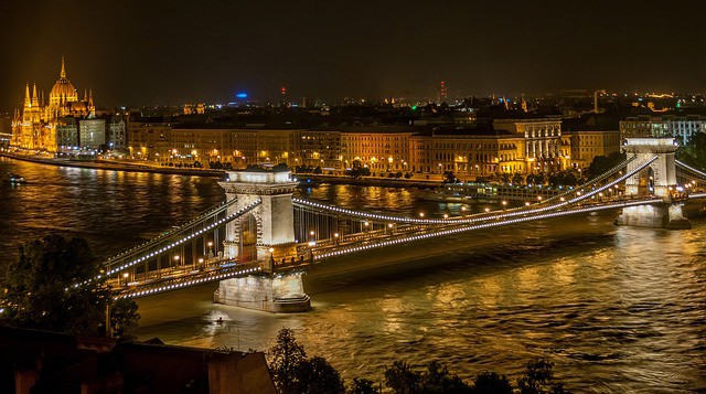 Iberia ofrecerá vuelos invernales a Budapest