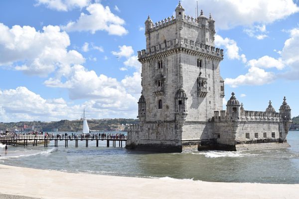 Las cadenas hoteleras se interesan por invertir en Portugal