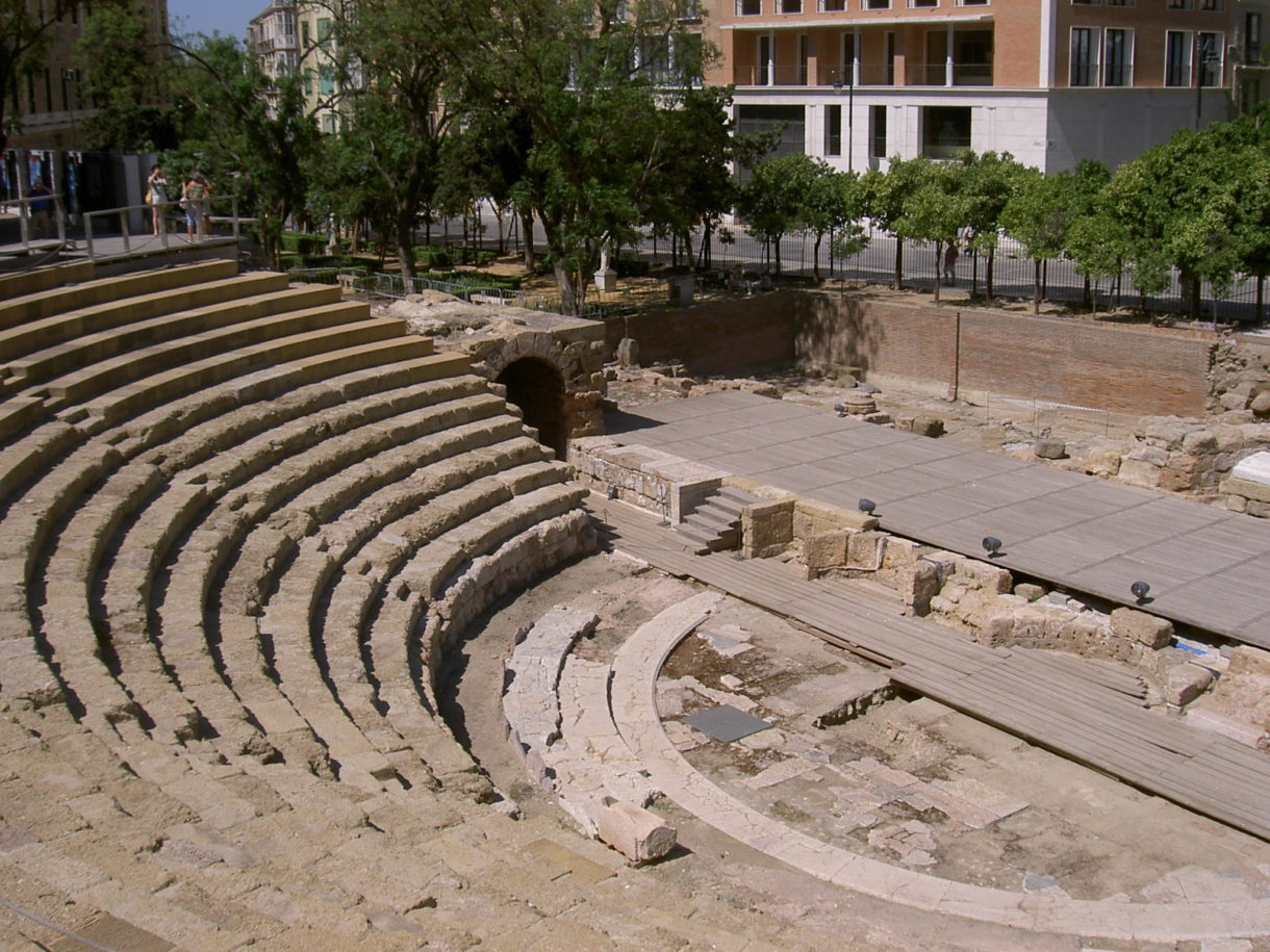 El Teatro Romano de Málaga, una construcción histórica para disfrutar en vacaciones