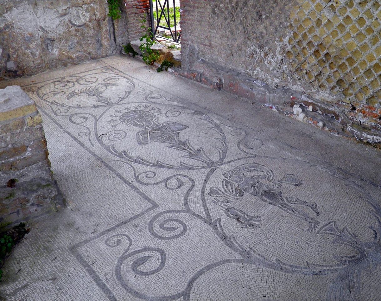 Bayas, la ciudad romana sumergida frente a la costa de Nápoles