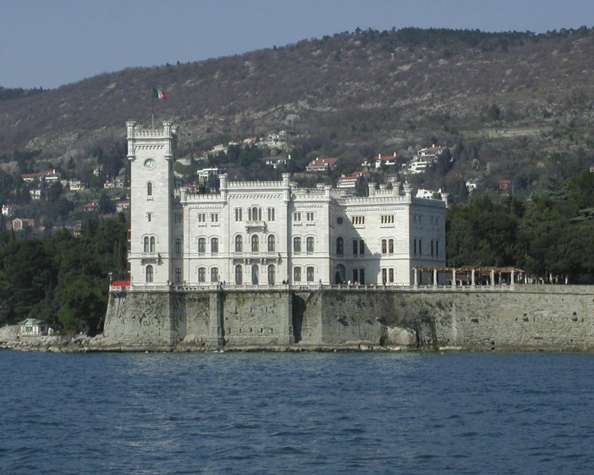 Castillo de Miramar, una fortaleza increíble para conocer en Italia