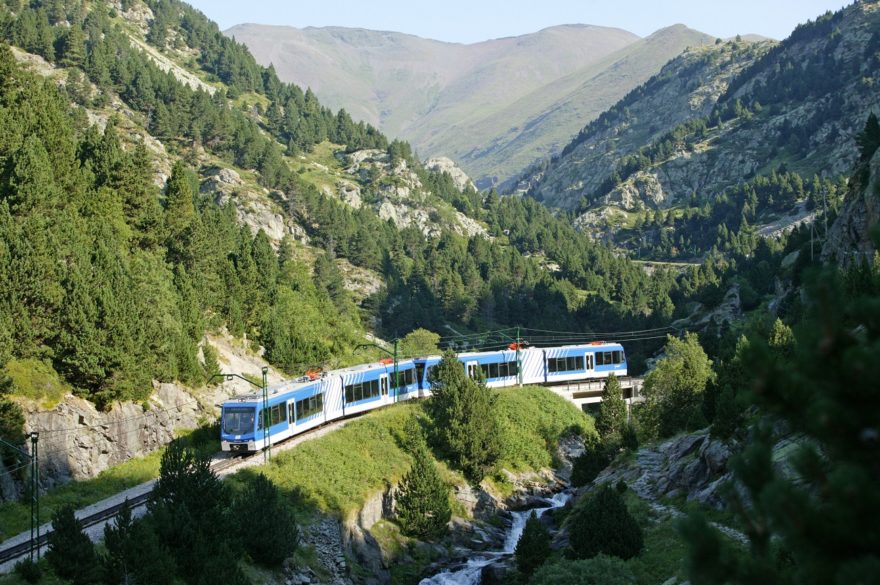 Tren de Cremallera valle de Nuria