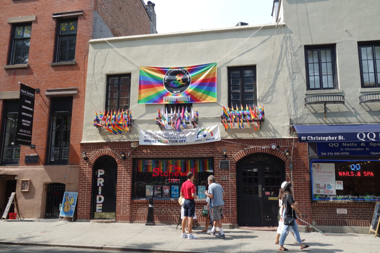Stonewall Inn, un bar de Nueva York donde comenzó el Orgullo