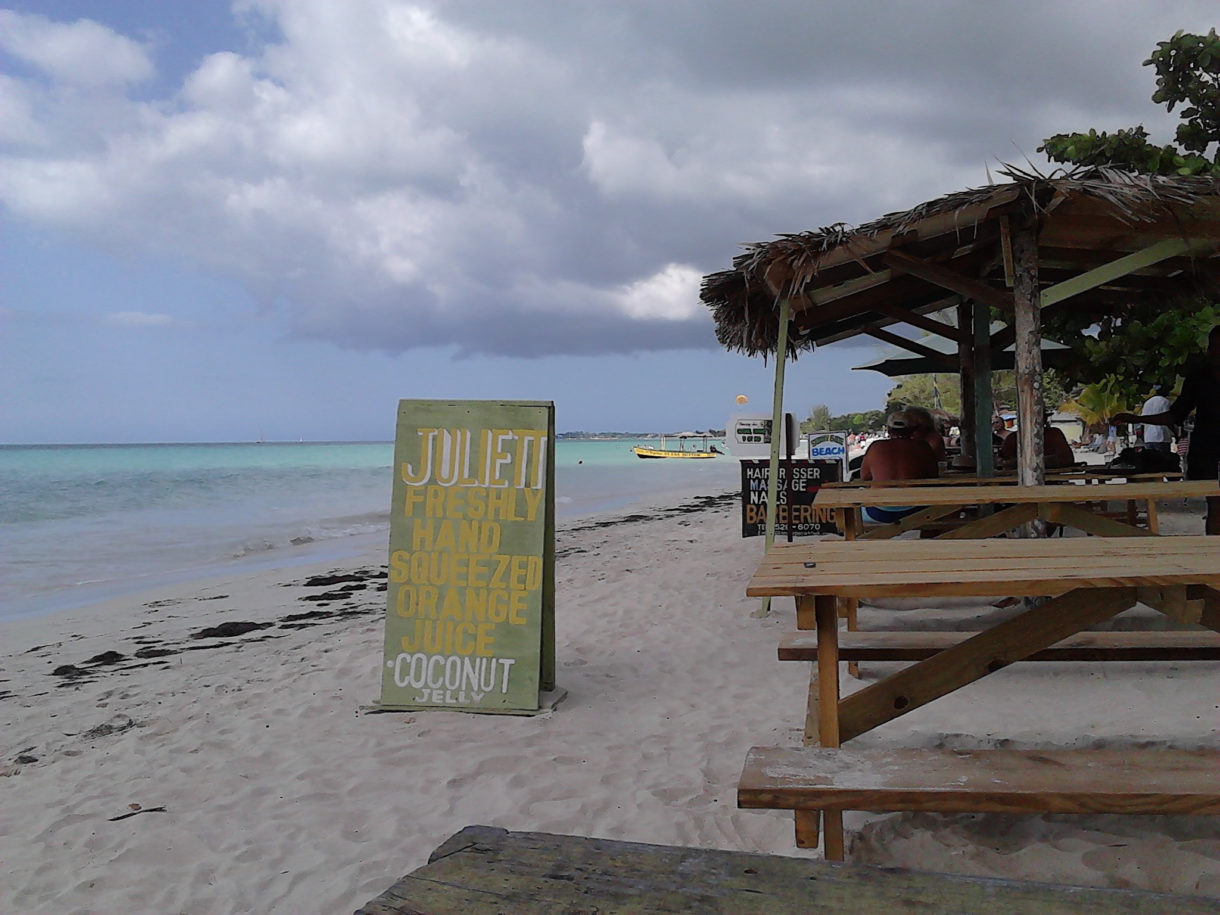 Conoce la playa Seven Mile, la mejor playa de Jamaica para disfrutar en vacaciones