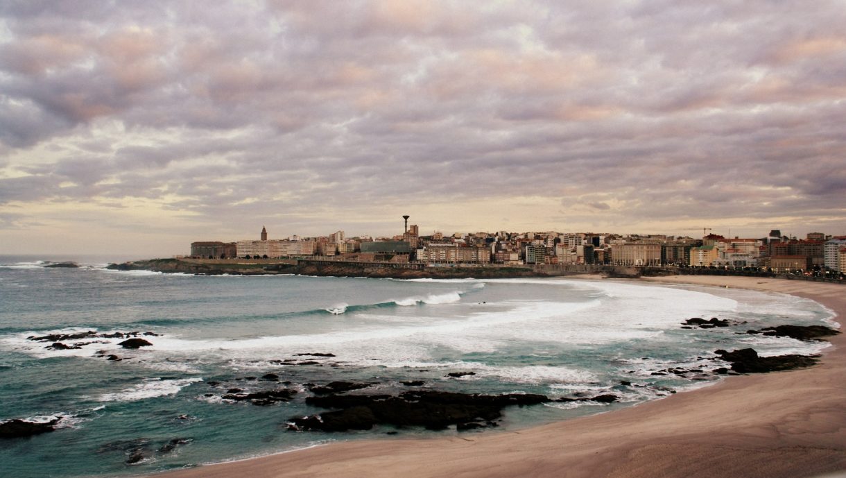 Las cinco playas con Bandera Azul para disfrutar en La Coruña