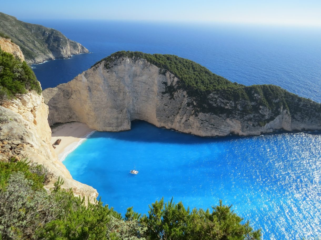 Grecia, segundo destino con mayor cantidad de Banderas Azules del mundo