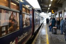 Ventajas de viajar en tren: más seguro, más rápido, más barato y más ecológico