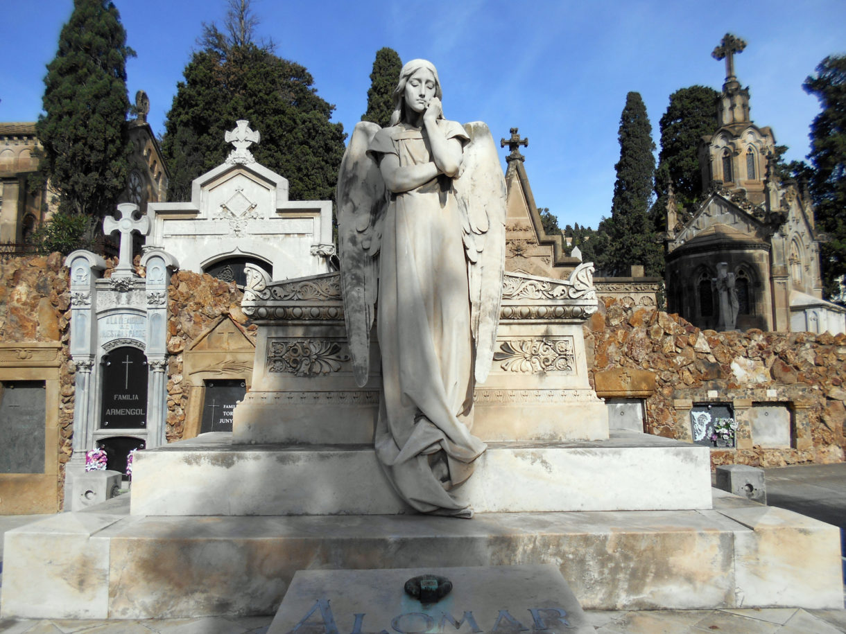Curiosidades del Cementerio de Montjuic de Barcelona