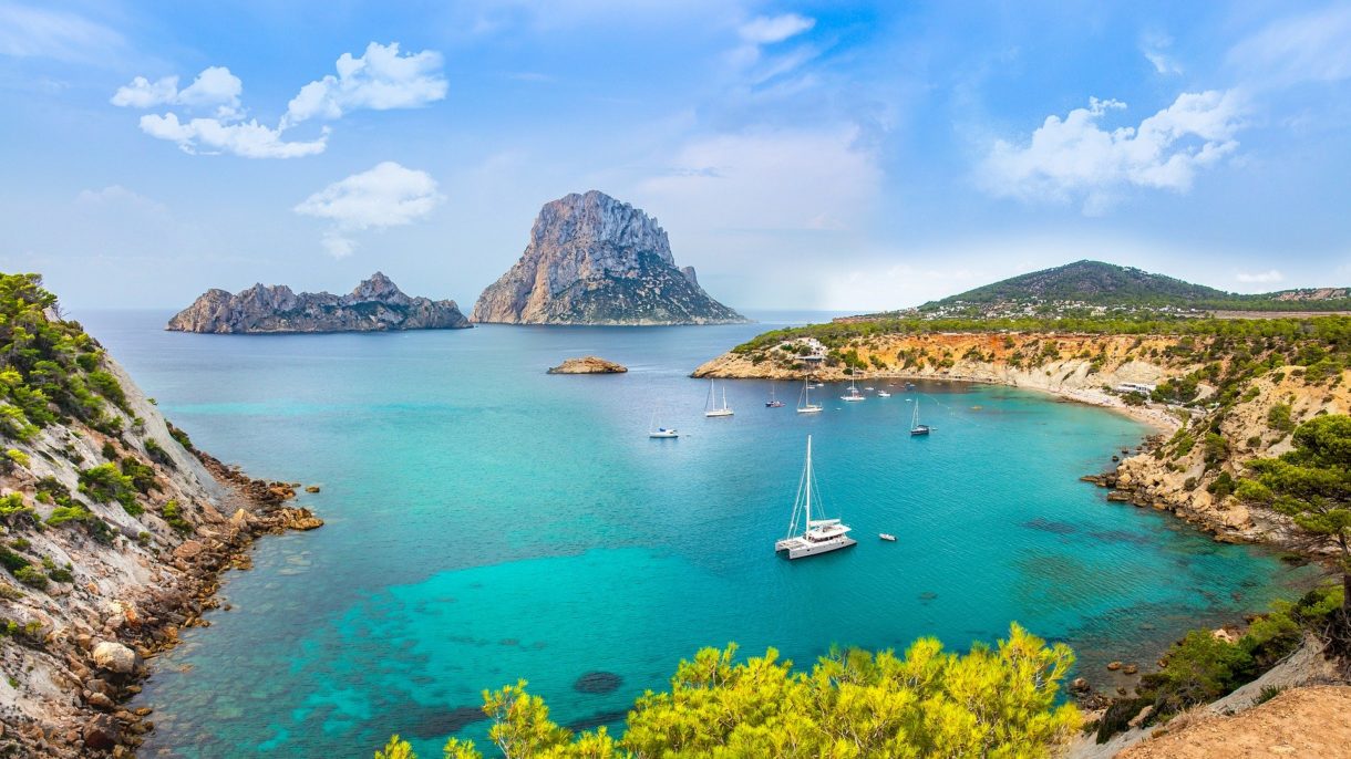 Ibiza se posiciona como el lugar idóneo para alquilar barcos y naves recreativas