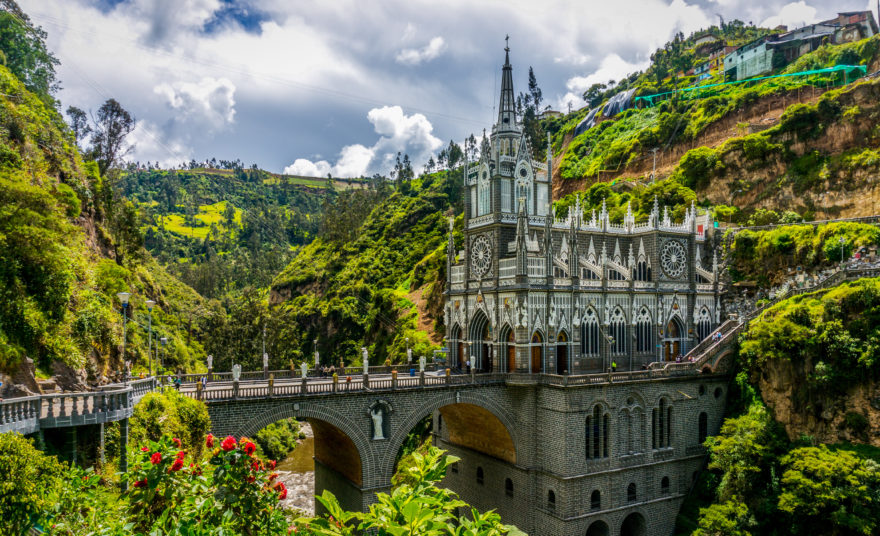 El Santuario de las Lajas es uno de los más bonitos lugares de Colombia