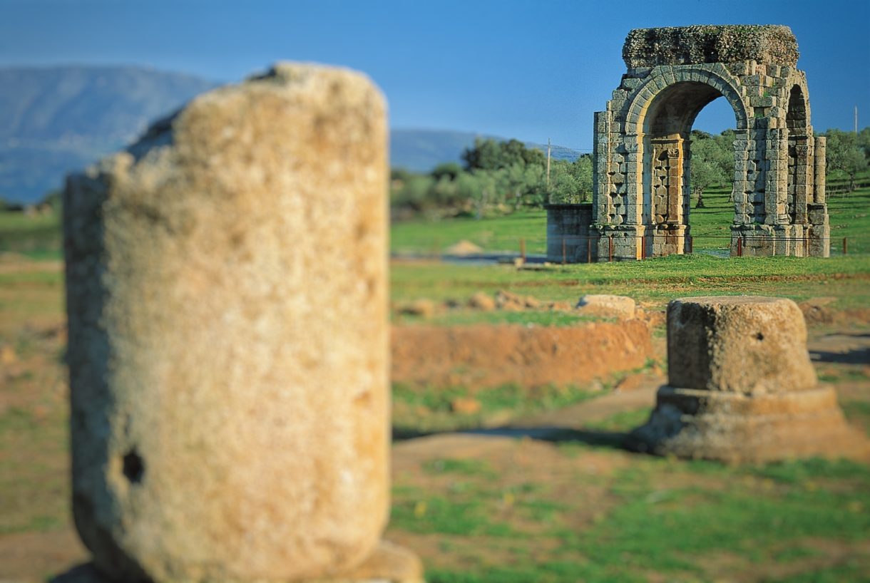 El Camino de Santiago por Cáceres: tres rutas para disfrutar del Xacobeo 2021