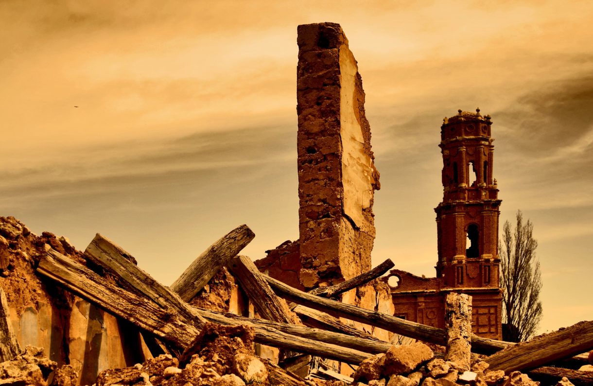 Visita guiada por el pueblo viejo de Belchite en Aragón