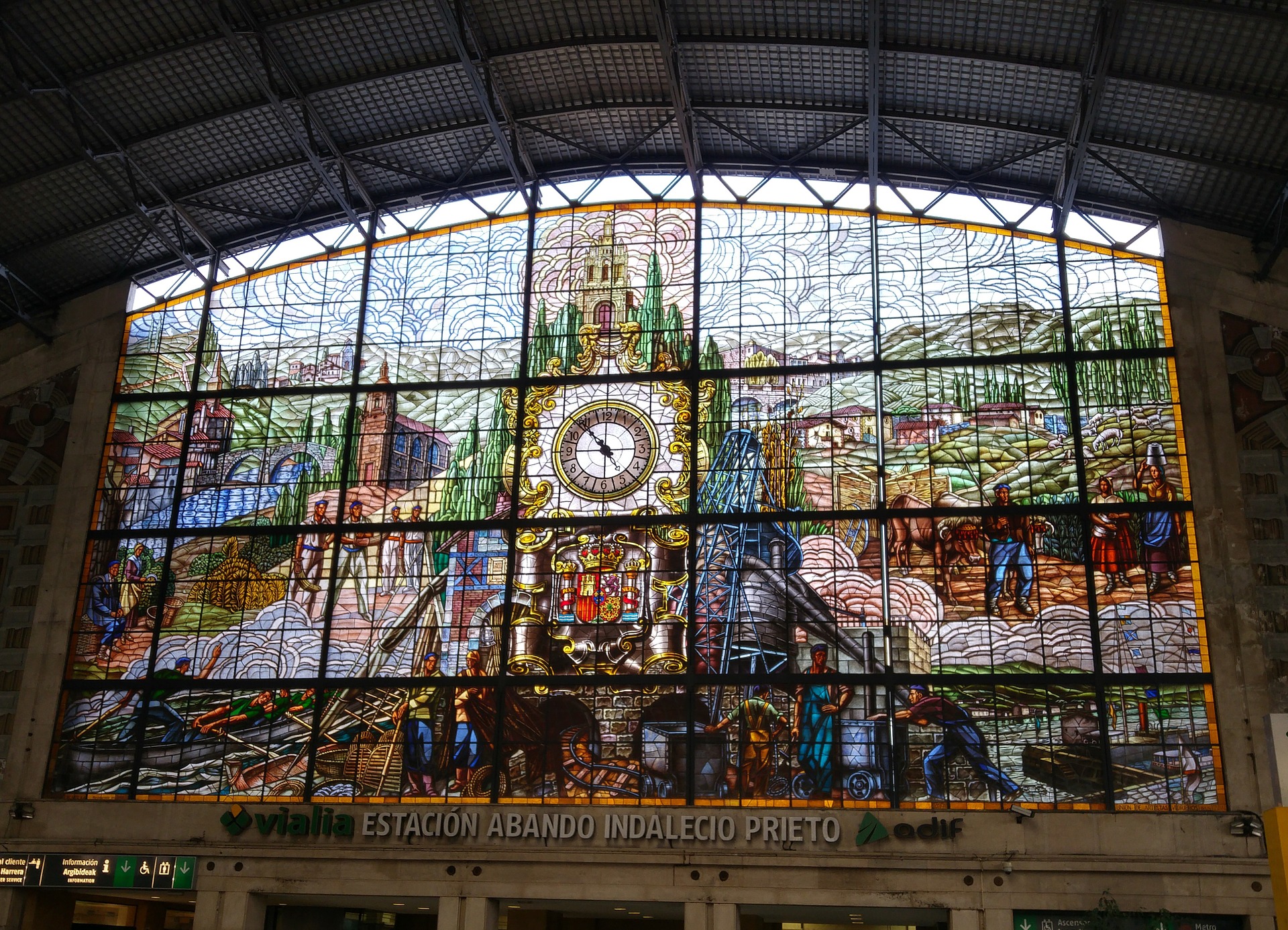 Bilbao Cristalera Estacion Tren