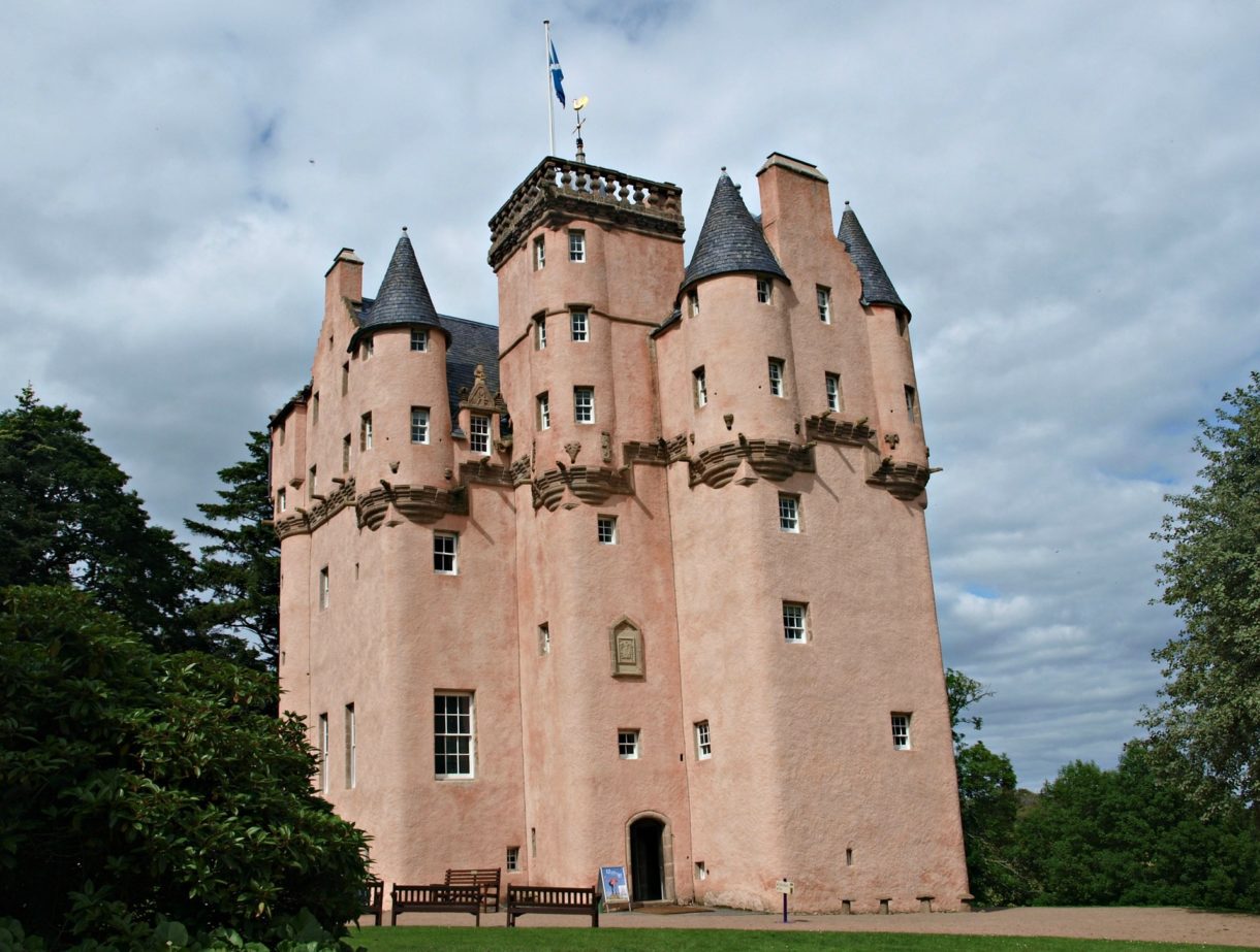 Descubre los mejores castillos de Escocia