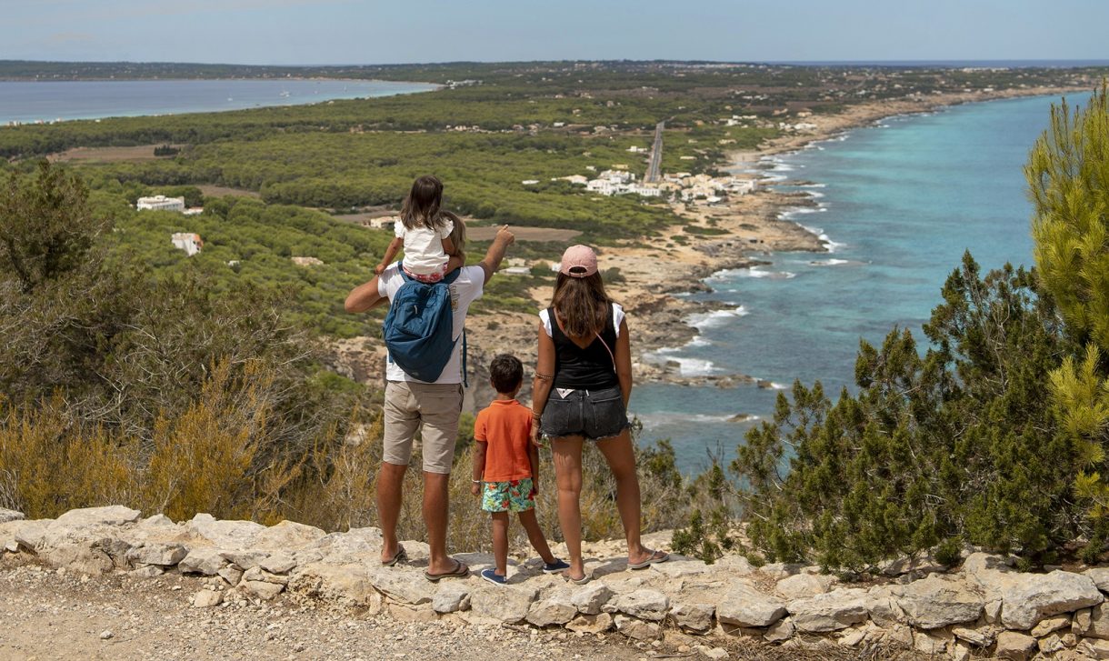 Seis rutas de senderismo en Formentera para los meses más fríos