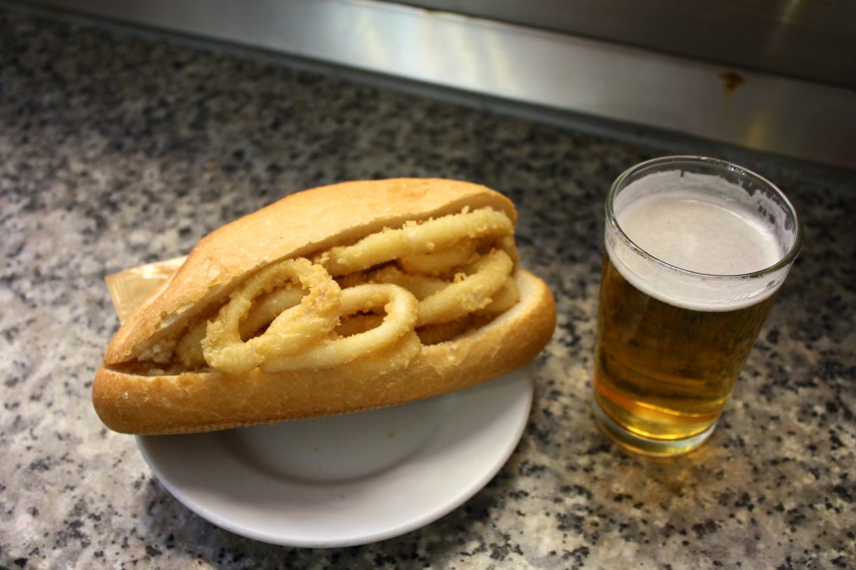 El bocadillo de calamares, un clásico de Madrid