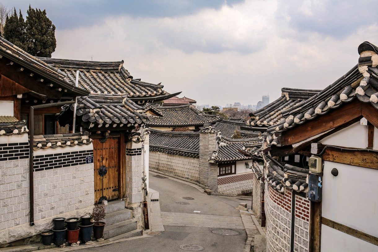 Conoce la aldea tradicional de Bukchon en Corea del Sur