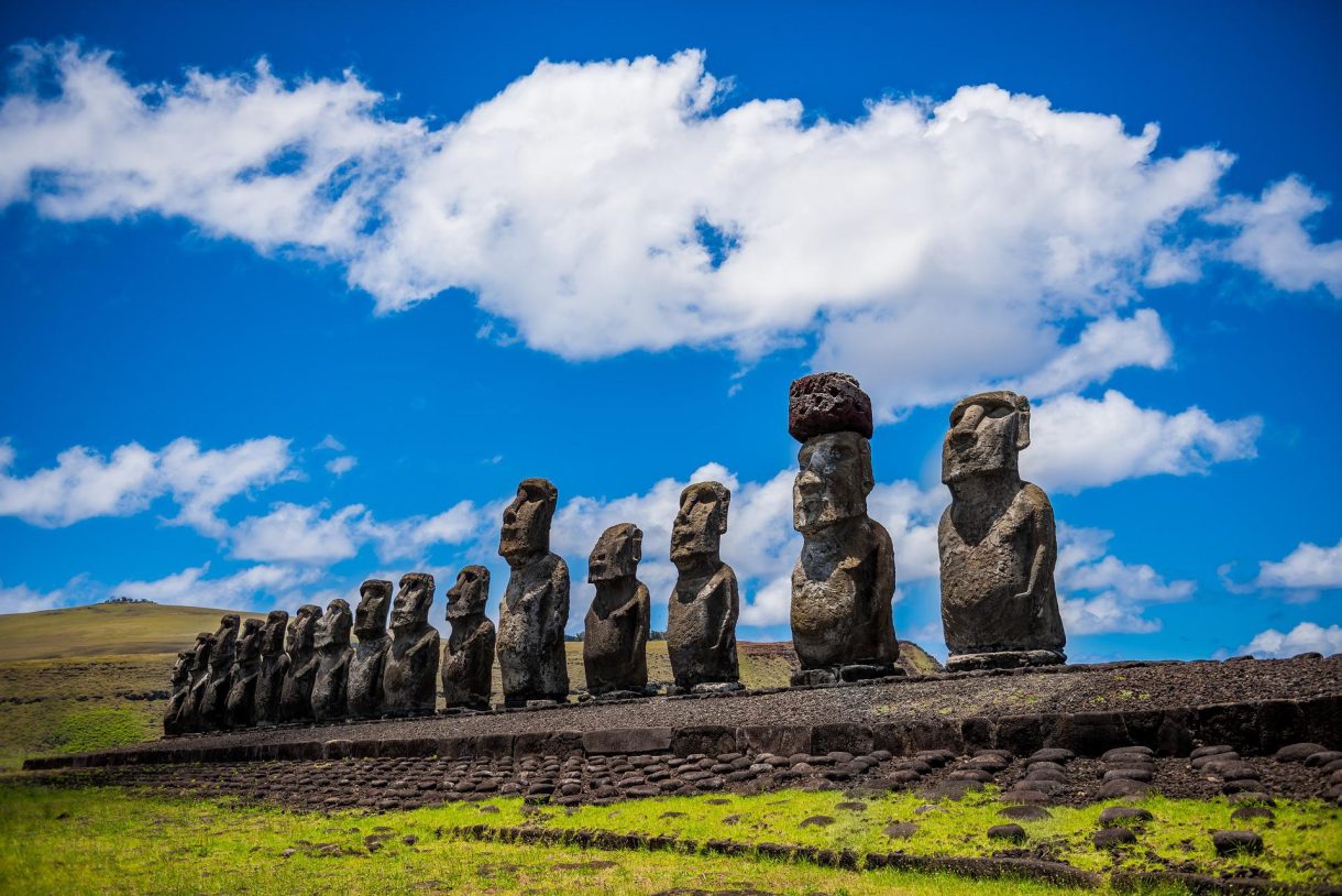 La isla Rapa Nui abre nuevamente a los turistas