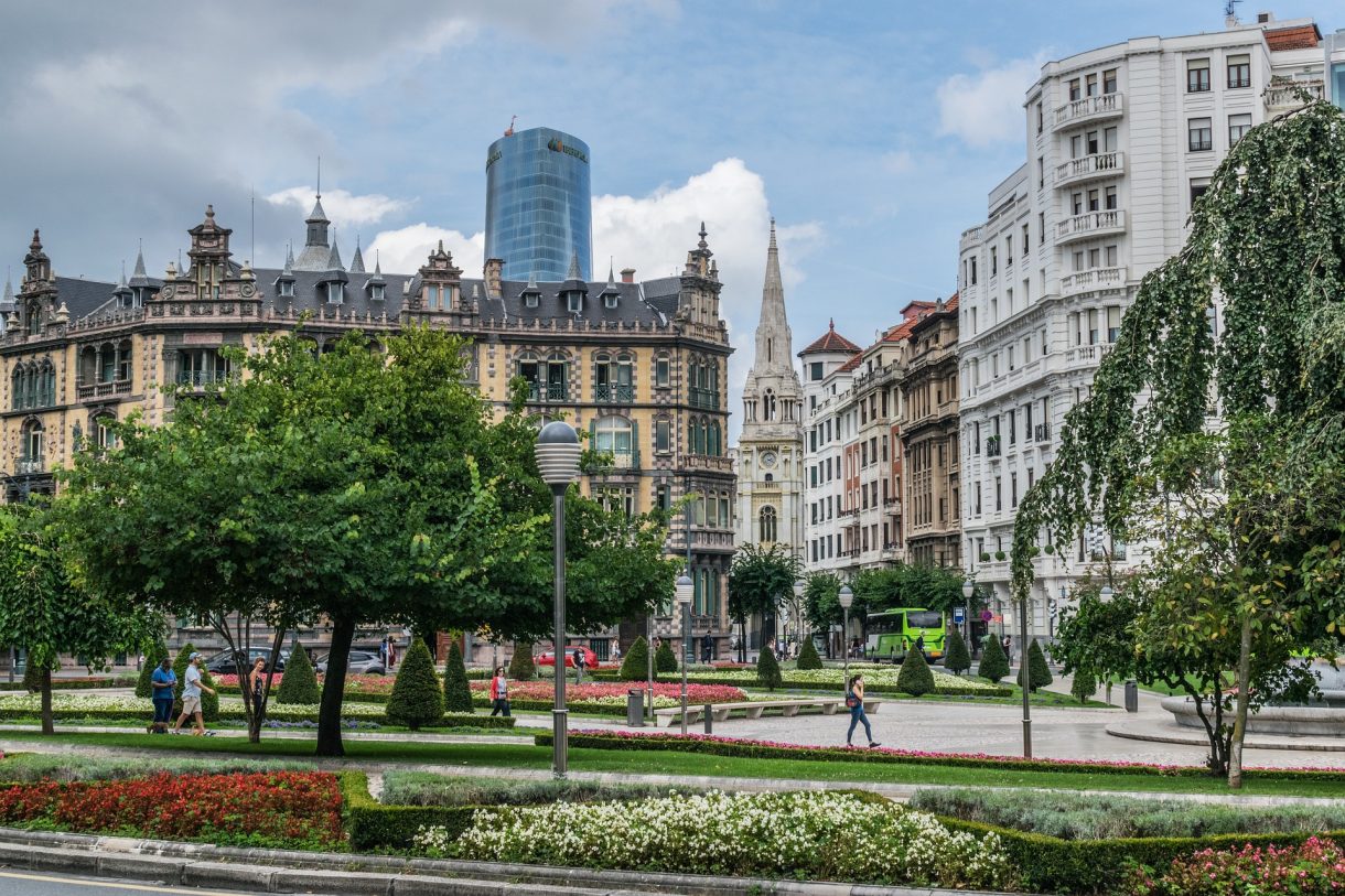 Descubre cuáles son los 3 mejores barrios para alojarte en Bilbao