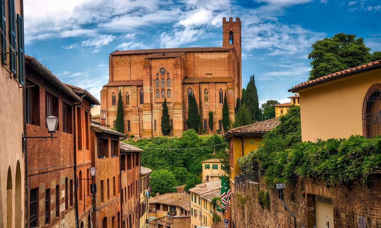 Descubre los encantos de Siena en la Toscana