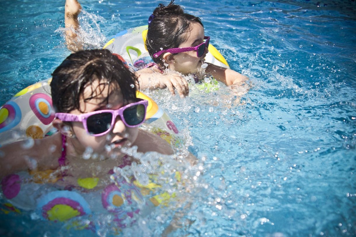 Disfruta al aire libre en familia sin temer al sol y al calor