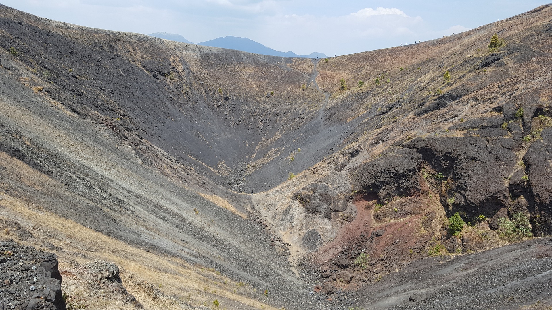 The Crater Of The Volcano Paricutin 