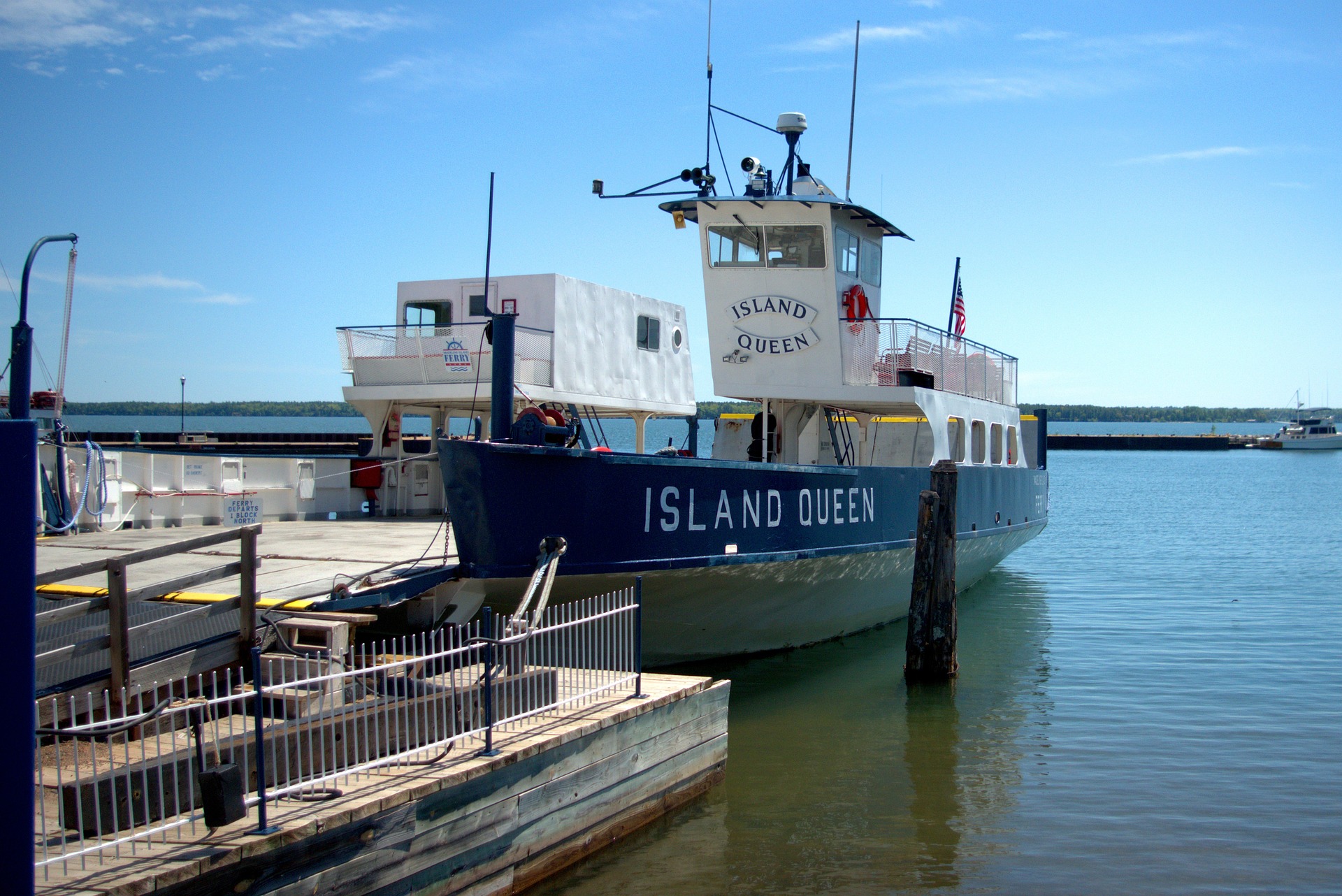 Apostle Island Ferry 