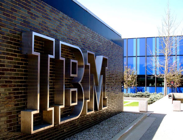 IBM Global Entrepreneur, IBM con la pequeña empresa