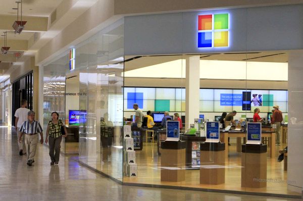 Según Steve Ballmer Windows 8 ha comenzado a vender mejor que Windows 7